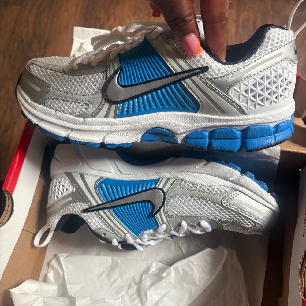 Omero Kids Sneakers - White, Blue, Gray